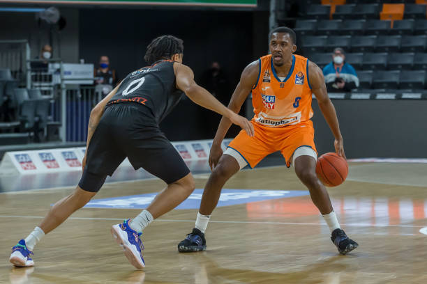 正式接任主 正式接任主