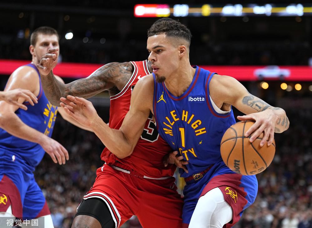 人振奋的莫 人振奋的莫